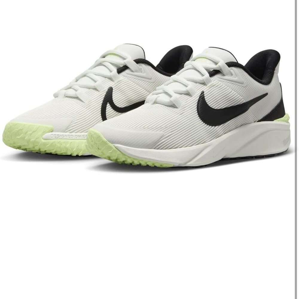 Nike Unisex-Child Running Low